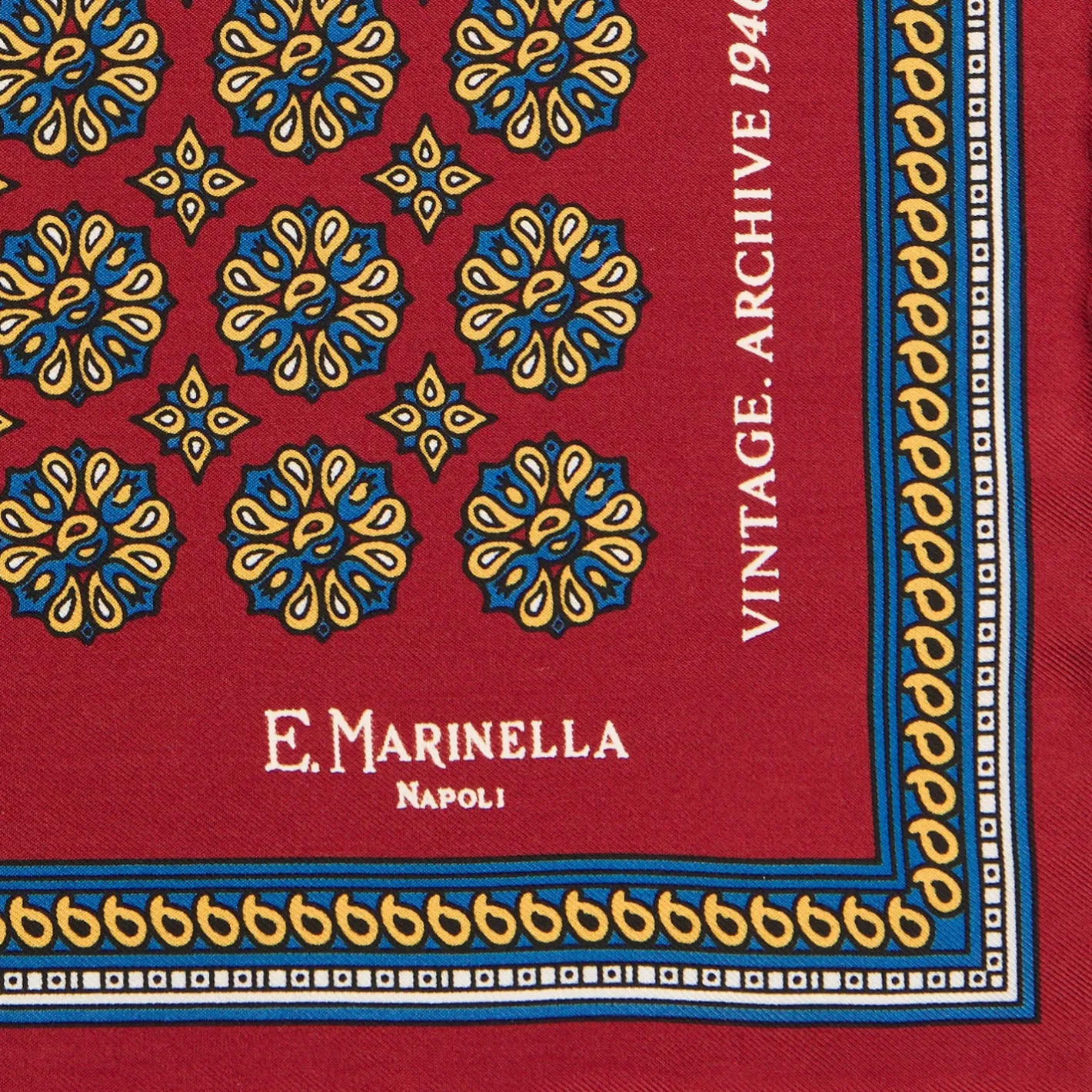 E.Marinella POCHETTE DA TASCHINO IN SETA STAMPATA A MANO BORDEAUX Fantasia archivio 1946