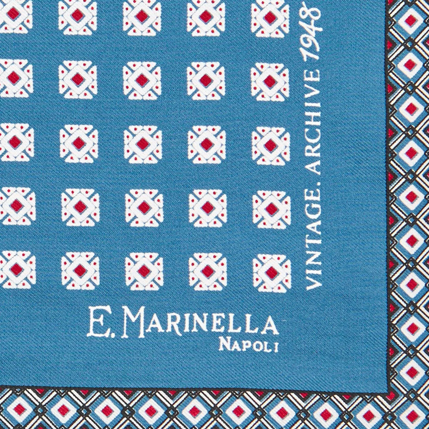 E.Marinella POCHETTE DA TASCHINO IN SETA STAMPATA A MANO BLU MEDIO Archivio pattern 1948 Hot