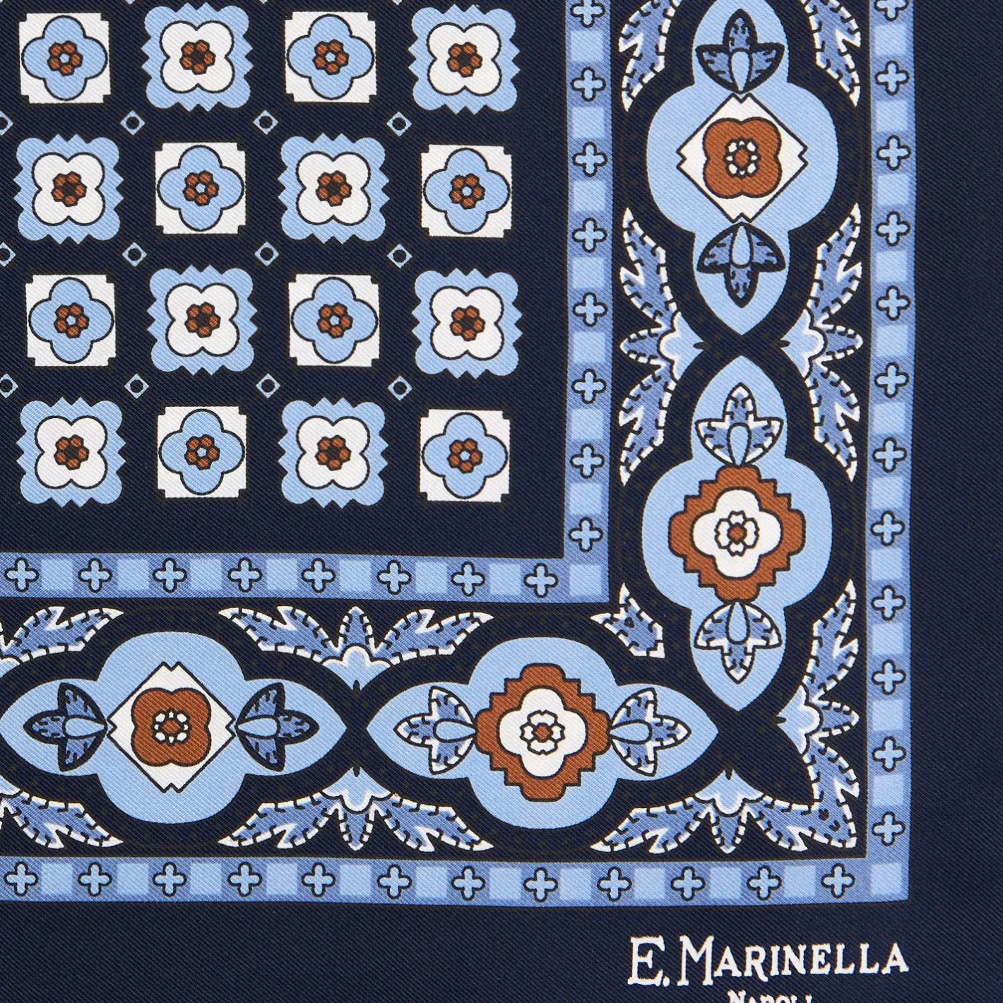 E.Marinella POCHETTE DA TASCHINO IN SETA STAMPATA A MANO BLU SCURO Microfantasia fiore Best