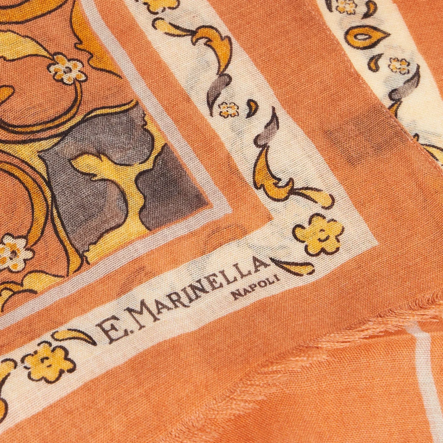 E.Marinella STOLA ARANCIONE IN LANA Fantasia medaglioni Discount