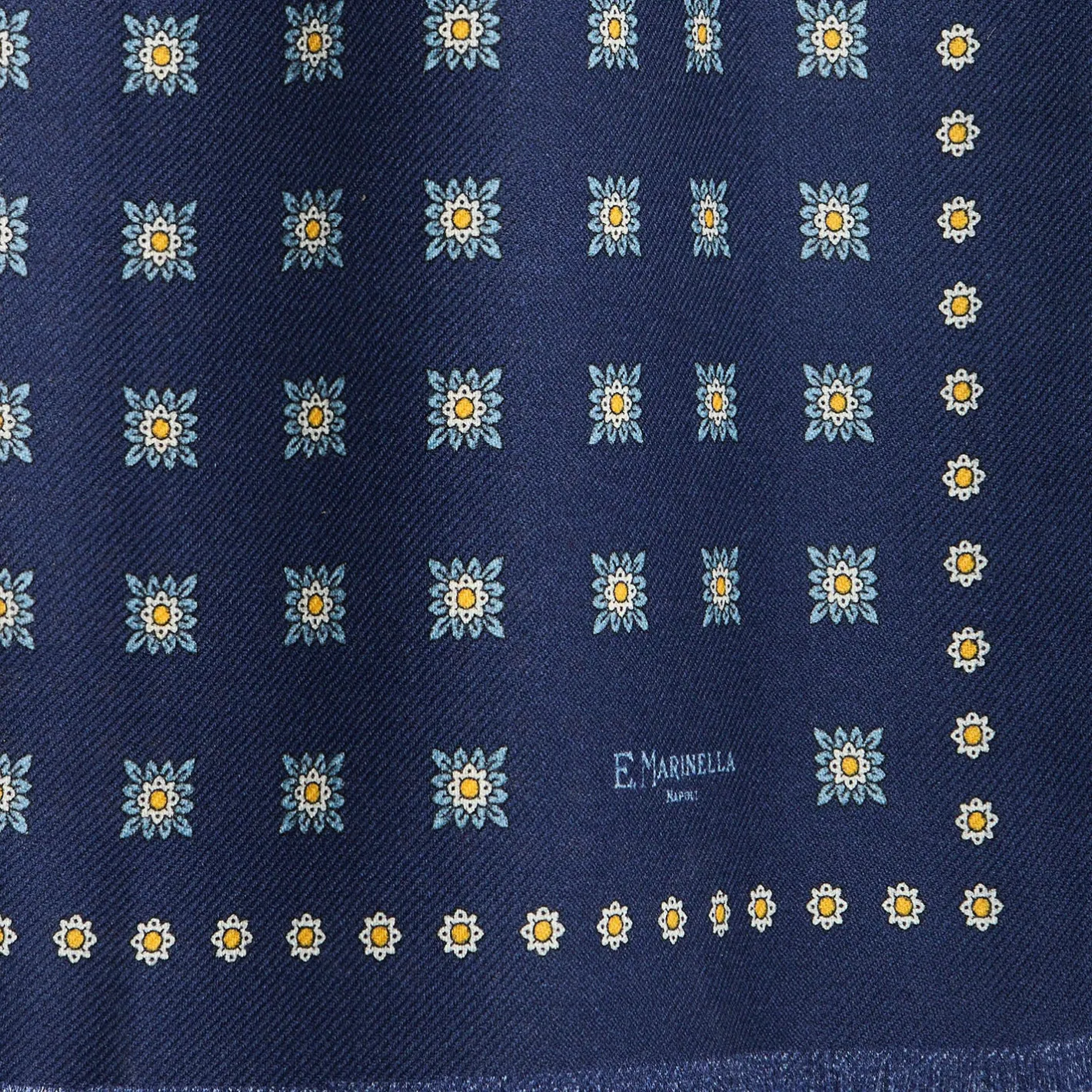 E.Marinella STOLA BLU SCURO IN LANA Decorazioni floreali Outlet